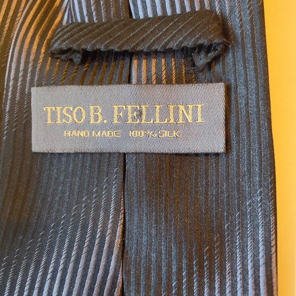 BLACK Tiso B Fellini Men's Necktie 100% Silk Hand Made - Picture 1 of 5